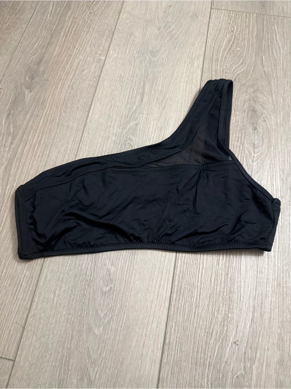 NWOT Black One-Shoulder Bikini Top - Shade & Shore